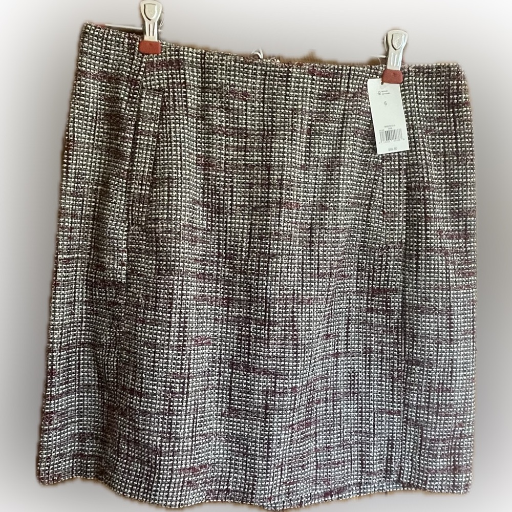 Banana republic tweed skirt NWT size 6